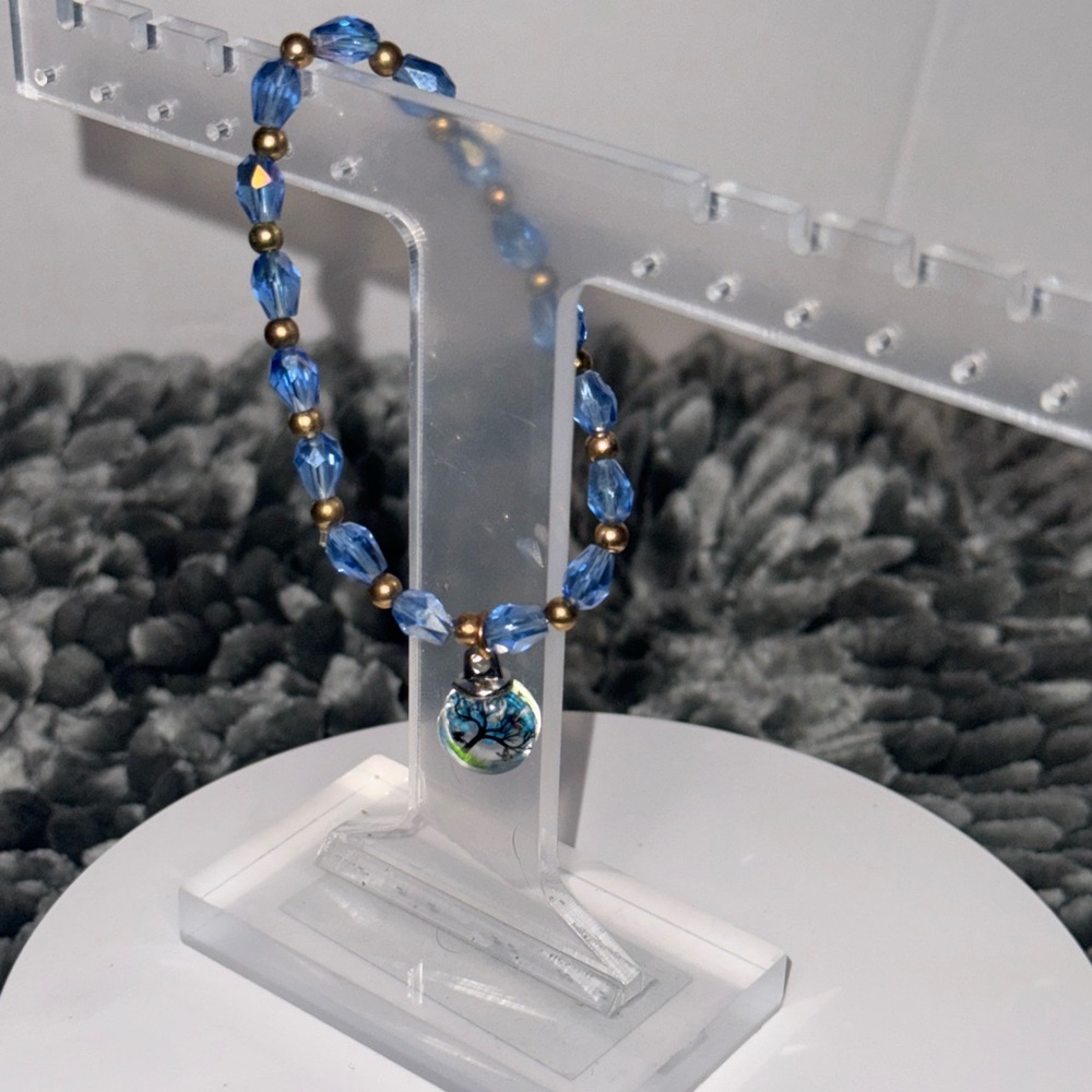 Blue and Gold NWOT Beaded Bracelet With Tree of Life Charm - Picture 4 of 4